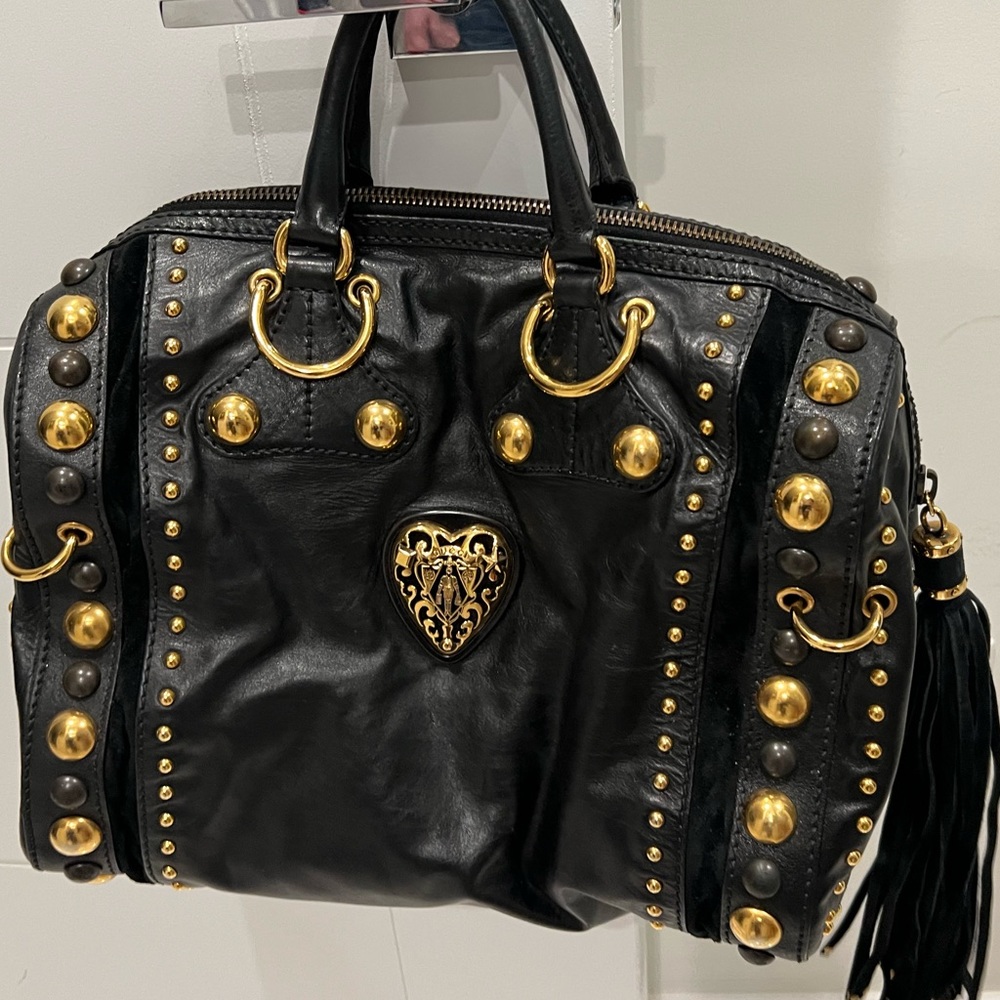 Gucci bucket bag with gold Hardware